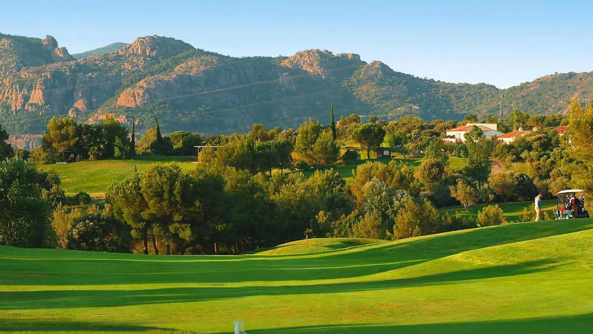 Holiday home Terraced House In Domaine De Saint Endr Ol With Golf Spa And Communal Pool La Motte