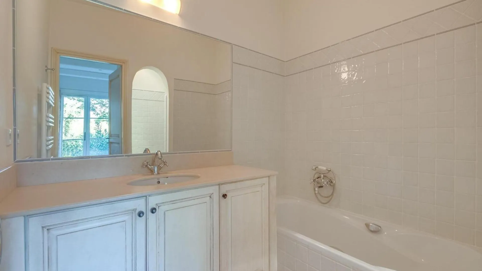 Terraced House In Domaine De Saint Endr Ol With Golf Spa And Communal Pool La Motte  0*, La Motte (Var) France