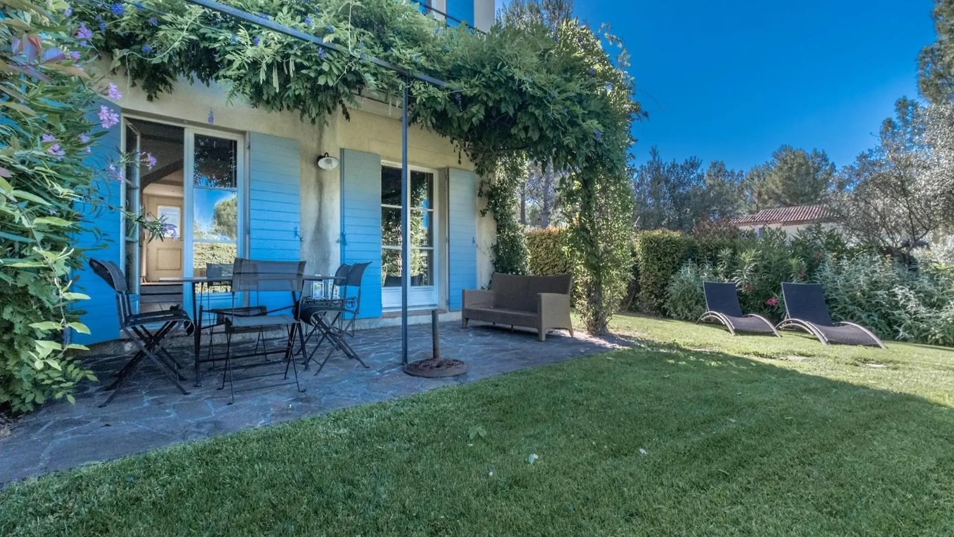 Terraced House In Domaine De Saint Endr Ol With Golf Spa And Communal Pool La Motte