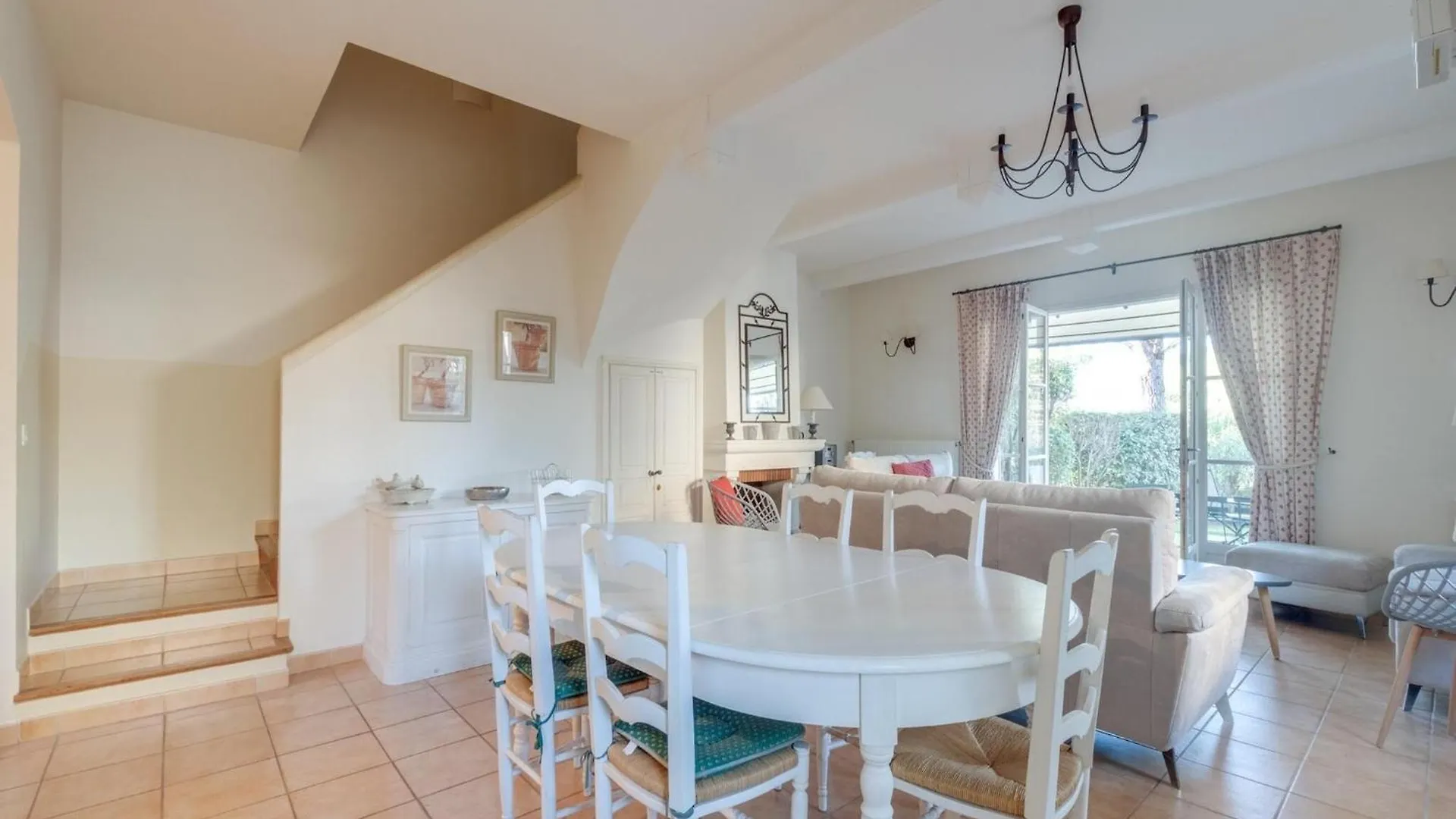 Terraced House In Domaine De Saint Endr Ol With Golf Spa And Communal Pool La Motte  Holiday home La Motte (Var)